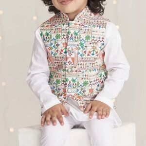 Litsy Bitsy White Colorful Waistcoat embroidered vest 7 - 8 Y